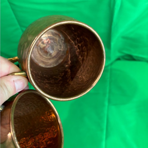 (2) Moscow mule solid copper mugs. - Picture 8 of 9